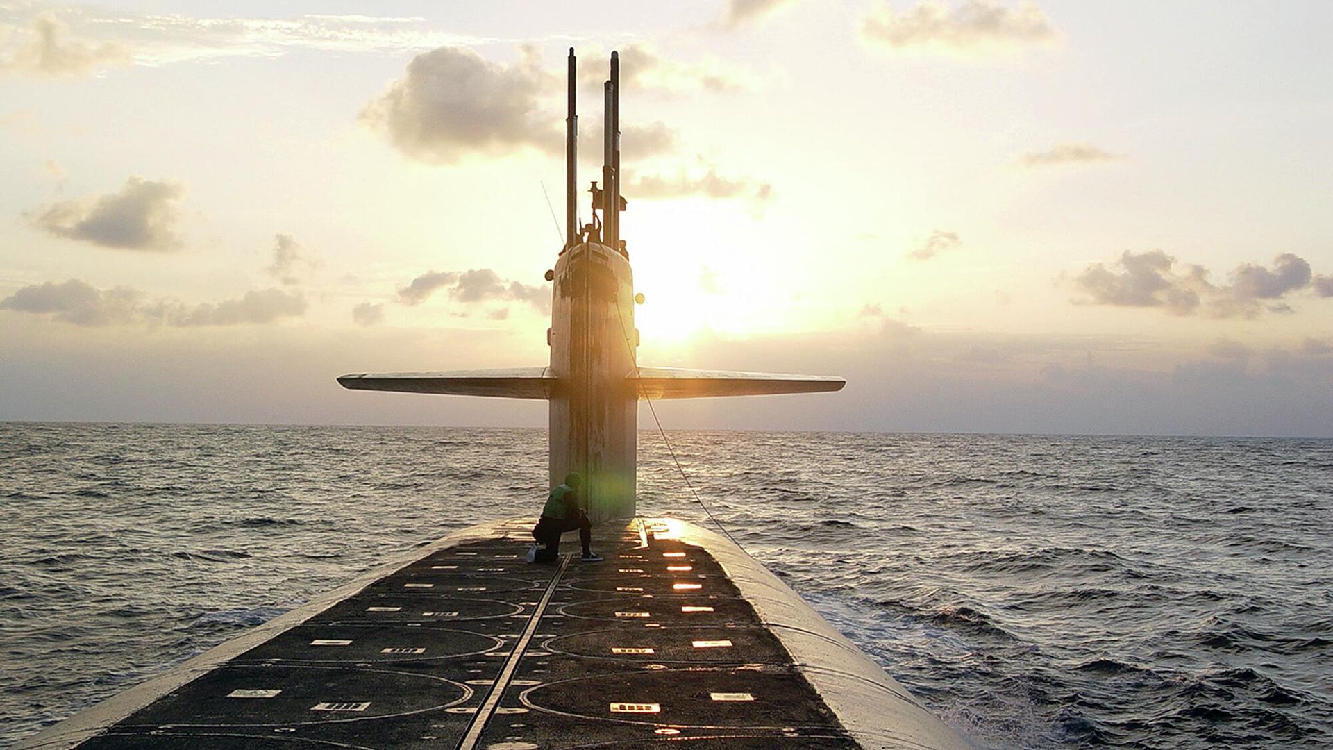 In this photo released by the U.S. Navy, the Ohio-class ballistic-missile submarine USS Wyoming approaches Naval Submarine Base Kings Bay, Ga., Jan. 9, 2008. In this photo released by the U.S. Navy, the Ohio-class ballistic-missile submarine USS Wyoming approaches Naval Submarine Base Kings Bay, Ga., Jan. 9, 2008. - Sputnik International, 1920, 07.03.2025