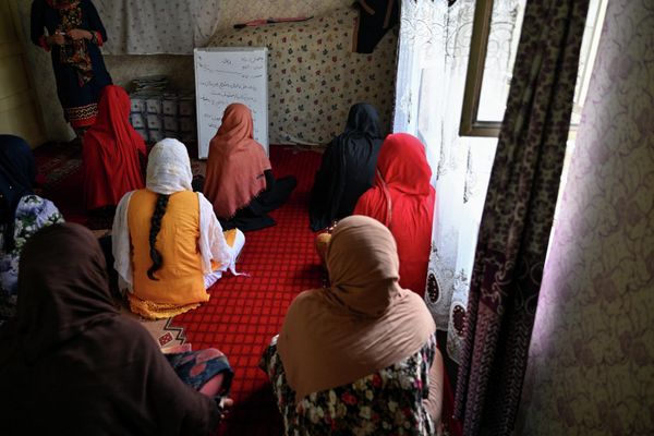 This photo taken on 24 July 2022 shows girls studying in a secret school at an undisclosed location in Afghanistan. - Sputnik International