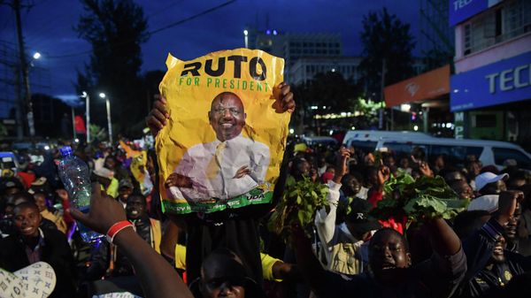 Сторонники нового президента Кении Уильяма Руто празднуют его победу - Sputnik International