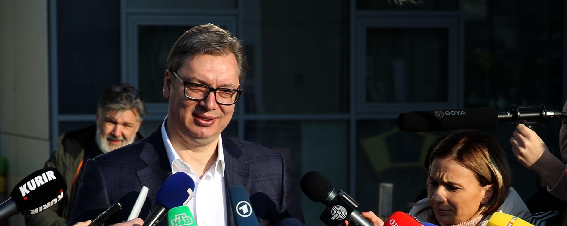 President of Serbia Aleksandar Vuсiс talks to press  - Sputnik International, 1920, 01.04.2023