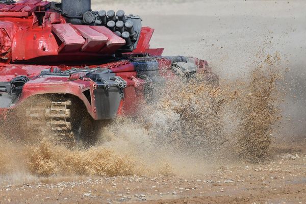 The T-72B3 tank of the Uzbek military team during a competition between tank crews at the annual tank biathlon competition at the Alabino military training ground in the Moscow region. - Sputnik International