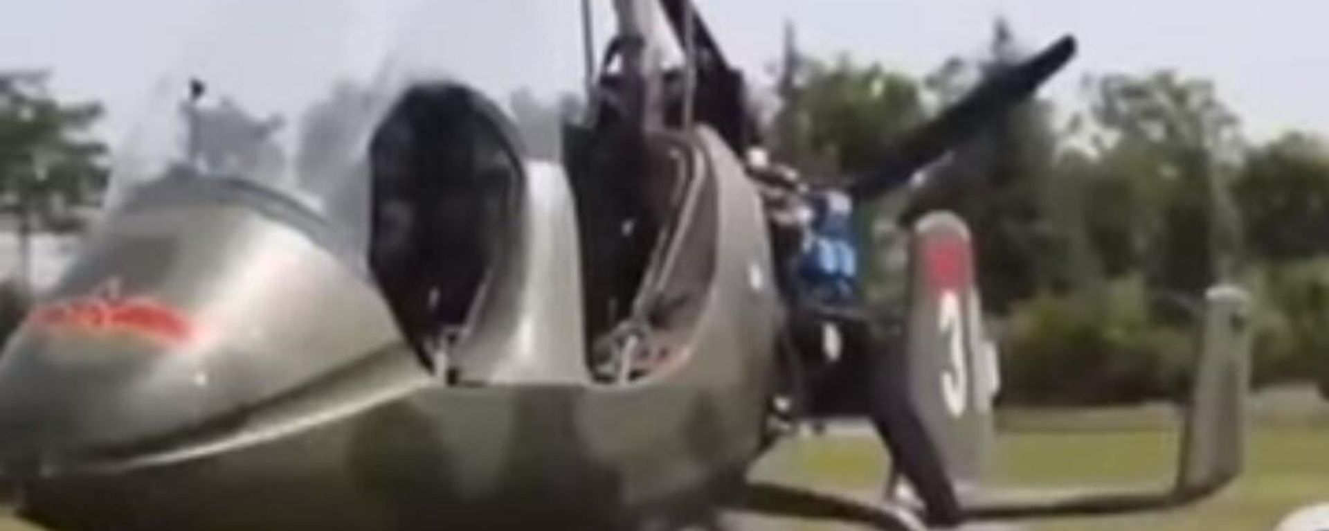 Hunting Eagle Strike Gyrocopter armed with anti-tank guided missiles (ATGMs) Hunting Eagle Strike Gyrocopter armed with anti-tank guided missiles (ATGMs) - Sputnik International, 1920, 19.08.2022