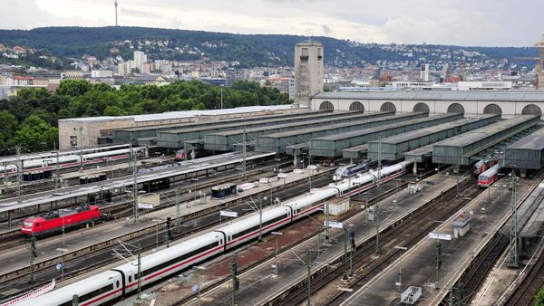 View taken on August 2, 2010 shows ICE highspeed train standing at the main train station (Hauptbahnhof) in Stuttgart, southern Germany. With the so-called Stuttgart21 project it is planned to rebuild the current aboveground station to an underground through station.  - Sputnik International
