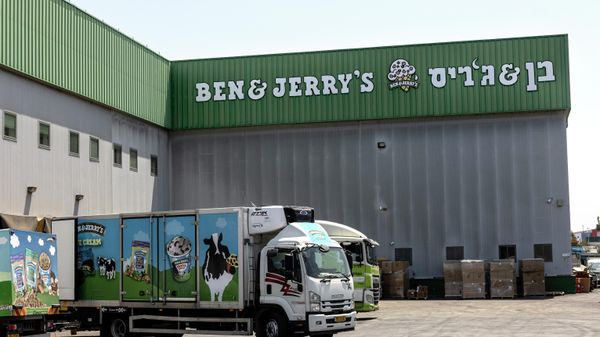  In this July 20, 2021, file photo, truck sare parked at the Ben & Jerry's ice-cream factory in the Be'er Tuvia Industrial area in Israel. - Sputnik International