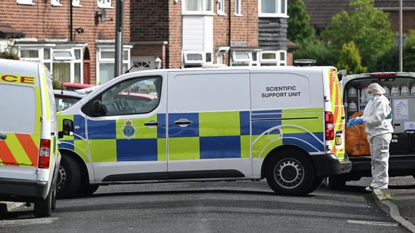 Police forensics officers examine a house in the Knotty Ash area of Liverpool after 9-year-old Olivia Pratt-Korbel was shot dead Police forensics officers examine a house in the Knotty Ash area of Liverpool after 9-year-old Olivia Pratt-Korbel was shot dead - Sputnik International