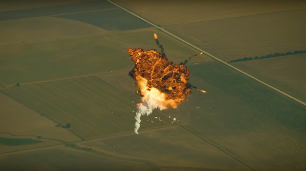 SpaceX rocket explodes in mid-flight after technical fault during testing. - Sputnik International