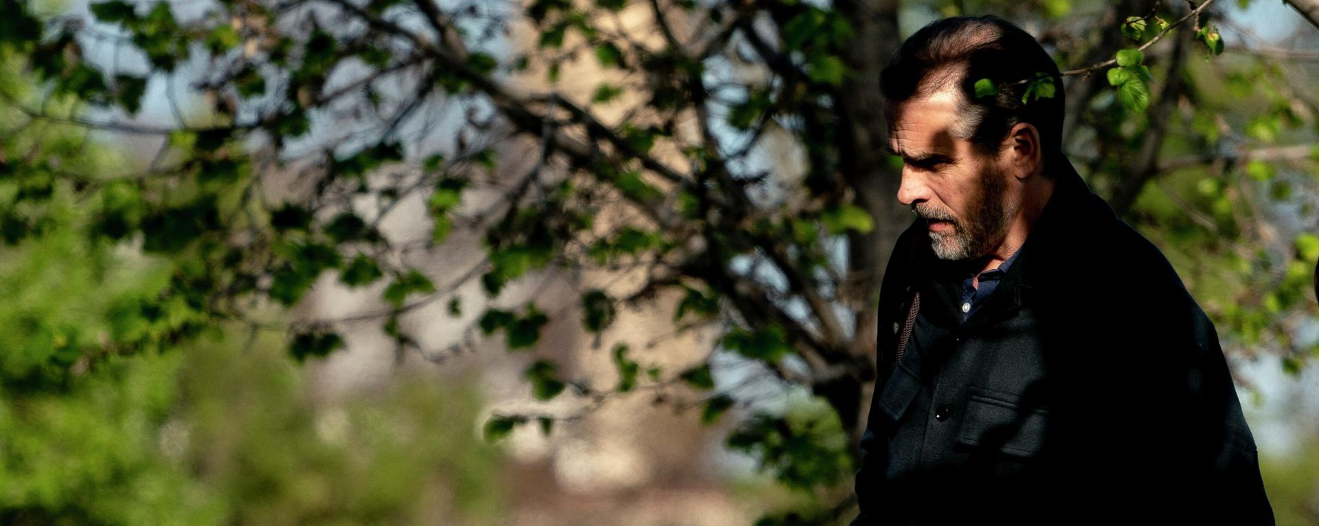 Hunter Biden walks to a vehicle after disembarking Marine One at Fort McNair in Washington, DC, on April 17, 2022, following a weekend at Camp David - Sputnik International, 1920, 25.08.2022