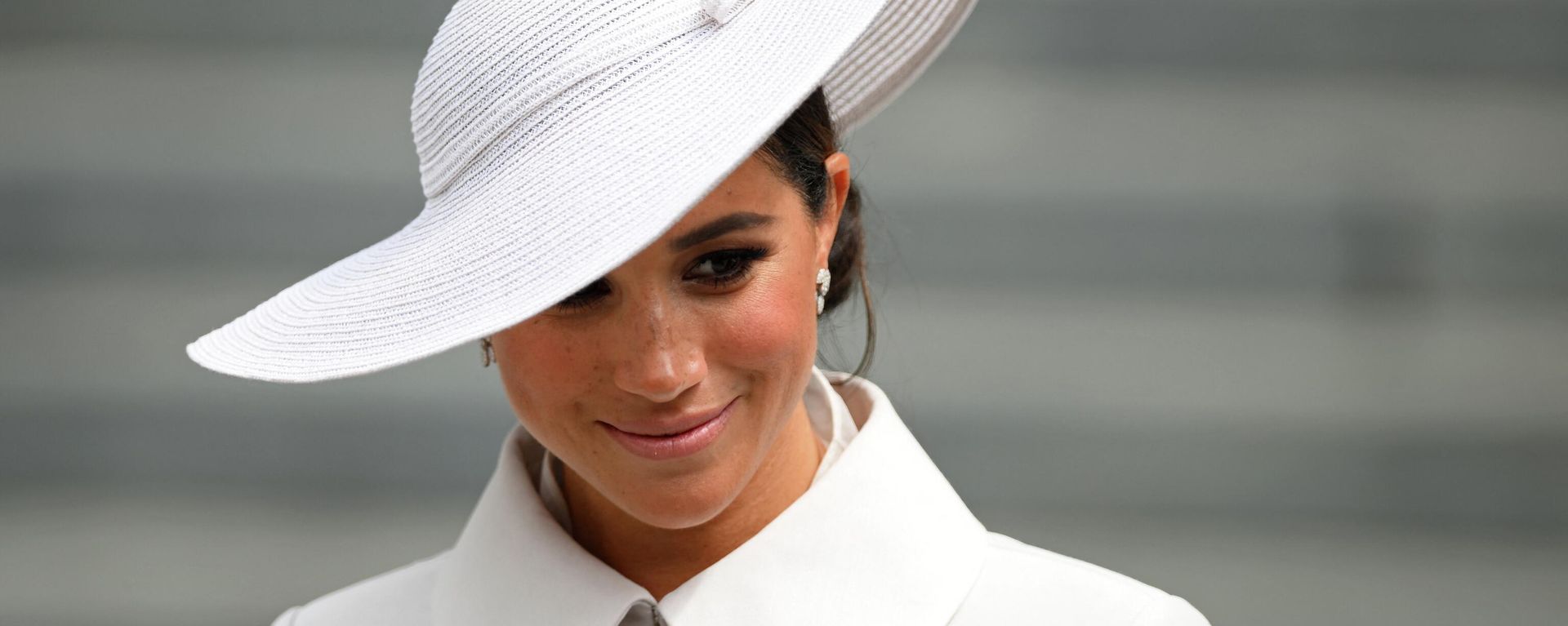 Meghan, Duchess of Sussex leaves after attending the National Service of Thanksgiving for The Queen's reign at Saint Paul's Cathedral in London on June 3, 2022 as part of Queen Elizabeth II's platinum jubilee celebrations Meghan, Duchess of Sussex leaves after attending the National Service of Thanksgiving for The Queen's reign at Saint Paul's Cathedral in London on June 3, 2022 as part of Queen Elizabeth II's platinum jubilee celebrations - Sputnik International, 1920, 27.08.2022