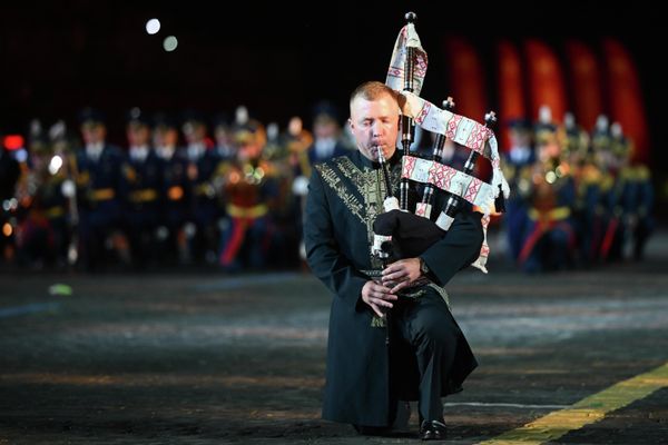 A soldier of the Honor Guard and the Band of the Armed Forces of Belarus at the opening ceremony of the ‘Spasskaya Tower’ International Military Music Festival 2022. - Sputnik International