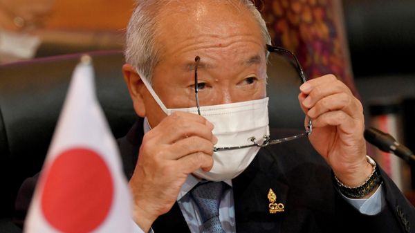 Japanese Finance Minister Shunichi Suzuki attends the second day of the G20 Finance Ministers and Central Bank Governors Meeting in Nusa Dua,Bali, Indonesia, on Saturday, July 16, 2022 - Sputnik International