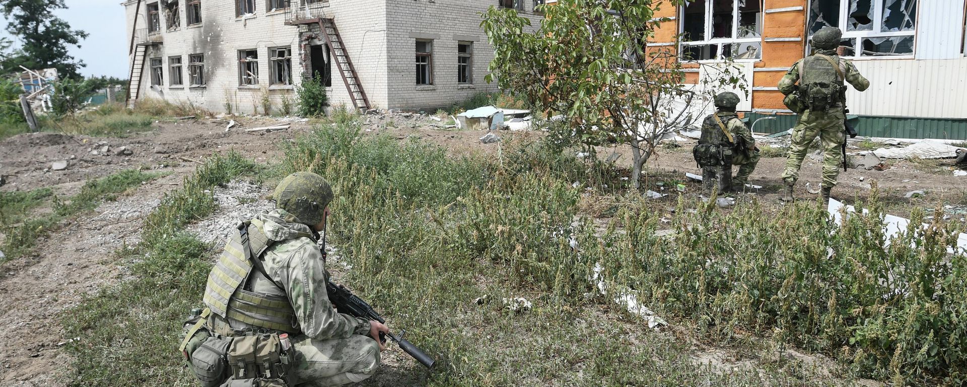 Russian forces take control of former kindergarten used by Ukrainian troops in the settlement of Alexandrovka, Kherson Region. August 15, 2022. Russian forces take control of former kindergarten used by Ukrainian troops in the settlement of Alexandrovka, Kherson Region. August 15, 2022. - Sputnik International, 1920, 30.08.2022