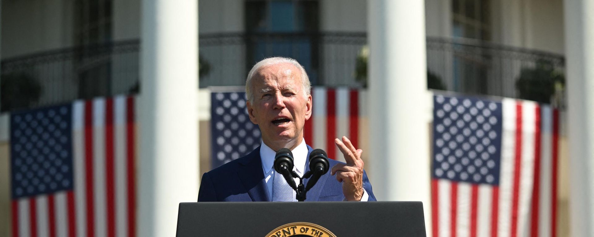 US President Joe Biden speaks on the South Lawn of the White House in Washington, DC US President Joe Biden speaks on the South Lawn of the White House in Washington, DC - Sputnik International, 1920, 13.09.2022
