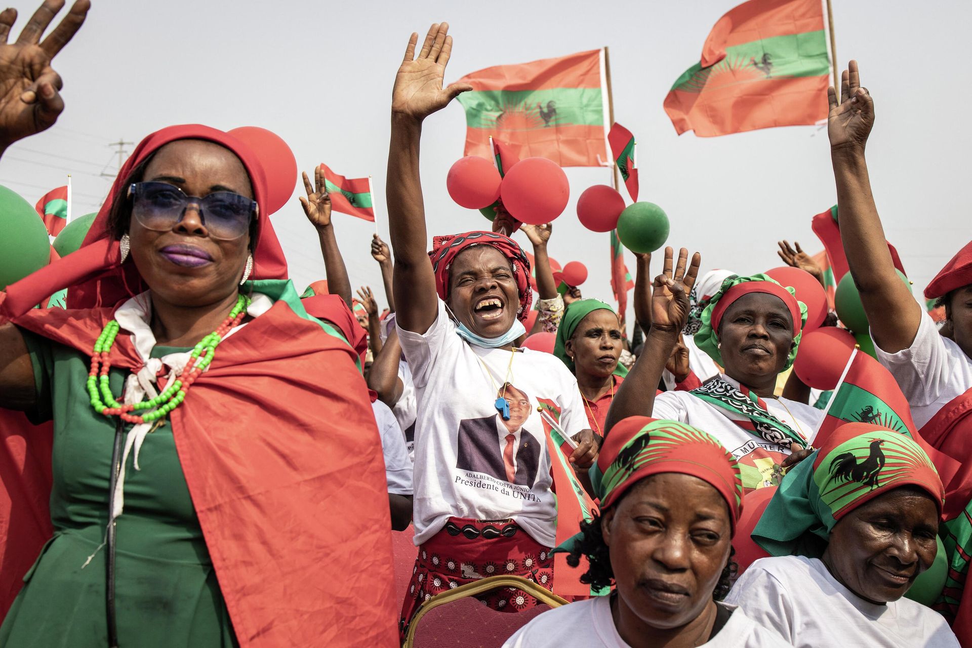 (FILES) In this file photo taken on August 22, 2022 Supporters of Angolan opposition party National Union for the Total Independence of Angola (UNITA) cheer during the UNITA final campaign rally ahead of general elections, in Luanda - Sputnik International, 1920, 02.09.2022