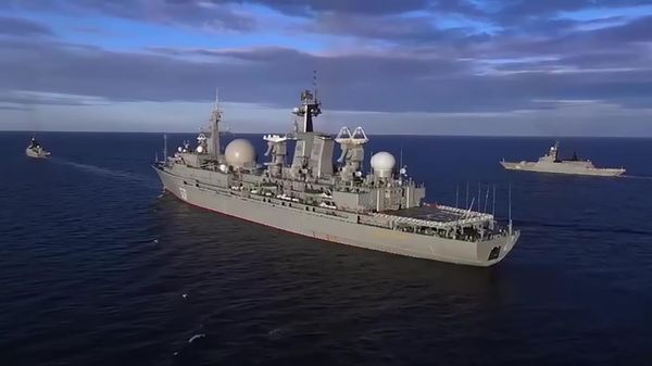 Russian and Chinese warships meet in the Sea of Japan during the Vostok-2022 military exercises - Sputnik International