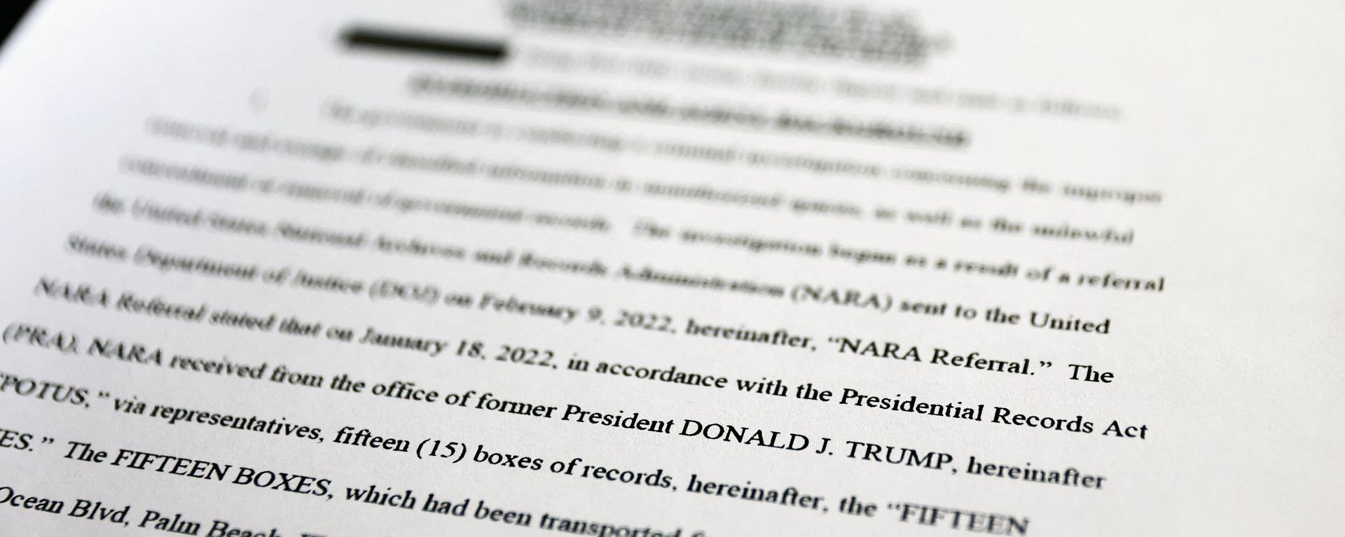 In this photo illustration, a page is viewed from the government’s released version of the F.B.I. search warrant affidavit for former President Donald Trump's Mar-a-Lago estate on August 27, 2022 in California. In this photo illustration, a page is viewed from the government’s released version of the F.B.I. search warrant affidavit for former President Donald Trump's Mar-a-Lago estate on August 27, 2022 in California. - Sputnik International, 1920, 02.09.2022