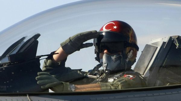 Turkish pilot (File) - Sputnik International