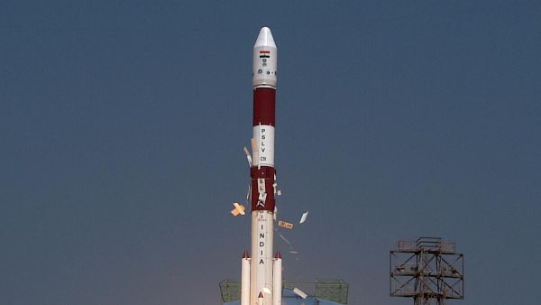 This photograph released by the Indian Space Research Organization (ISRO) shows its Polar Satellite Launch Vehicle (PSLV-C51) carrying Brazil's Amazonia- 1 and other satellites lift off from the Satish Dhawan Space Center in Sriharikota, India, Sunday, Feb. 28, 2021. - Sputnik International