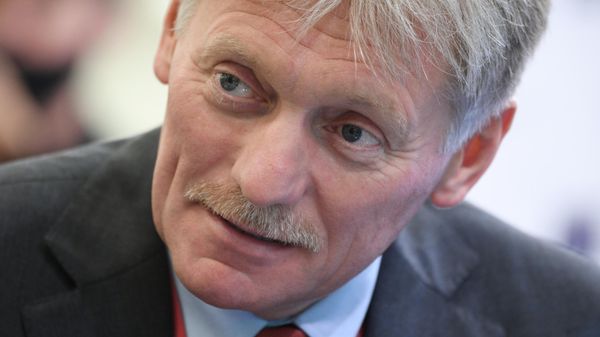 Dmitry Peskov, deputy head of the presidential administration and Kremlin spokesman, at the Eastern Economic Forum in Vladivostok. - Sputnik International
