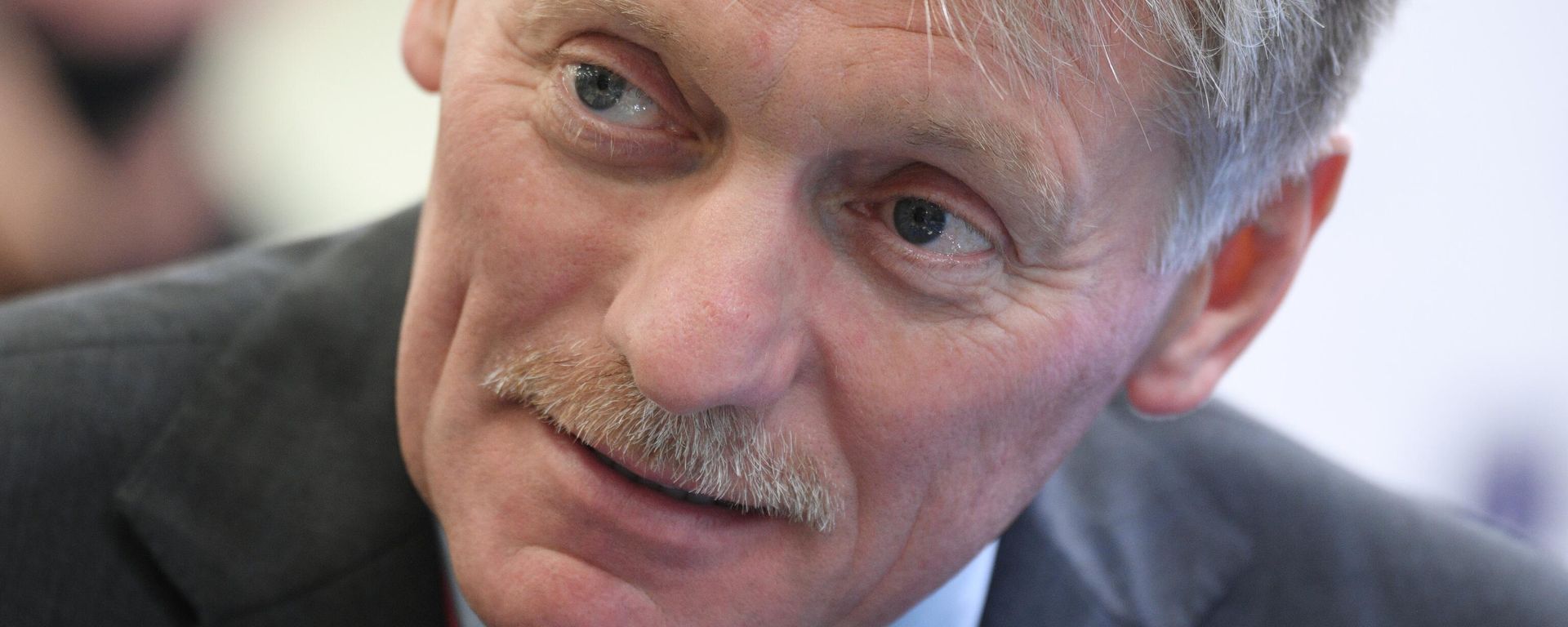 Dmitry Peskov, deputy head of the presidential administration and Kremlin spokesman, at the Eastern Economic Forum in Vladivostok. - Sputnik International, 1920, 27.12.2022