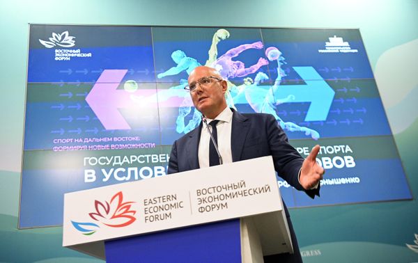 Russian Deputy Prime Minister Dmitry Chernyshenko at the session Sport in the Far East: Creating New Opportunities at the Eastern Economic Forum in Vladivostok - Sputnik International