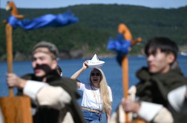 Performers at the pavilion of the Republic of Sakha (Yakutia) at the Eastern Economic Forum in Vladivostok. - Sputnik International