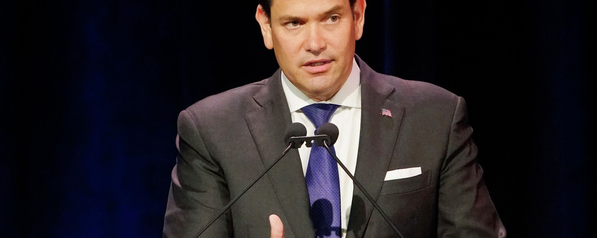 Sen. Marco Rubio, R-Fla., speaks at the Forum Club of the Palm Beaches, Wednesday, Aug. 25, 2021, in West Palm Beach, Fla. Rubio spoke about the situation in Afghanistan, the COVID-19 pandemic and China-US trade. - Sputnik International, 1920, 28.03.2025