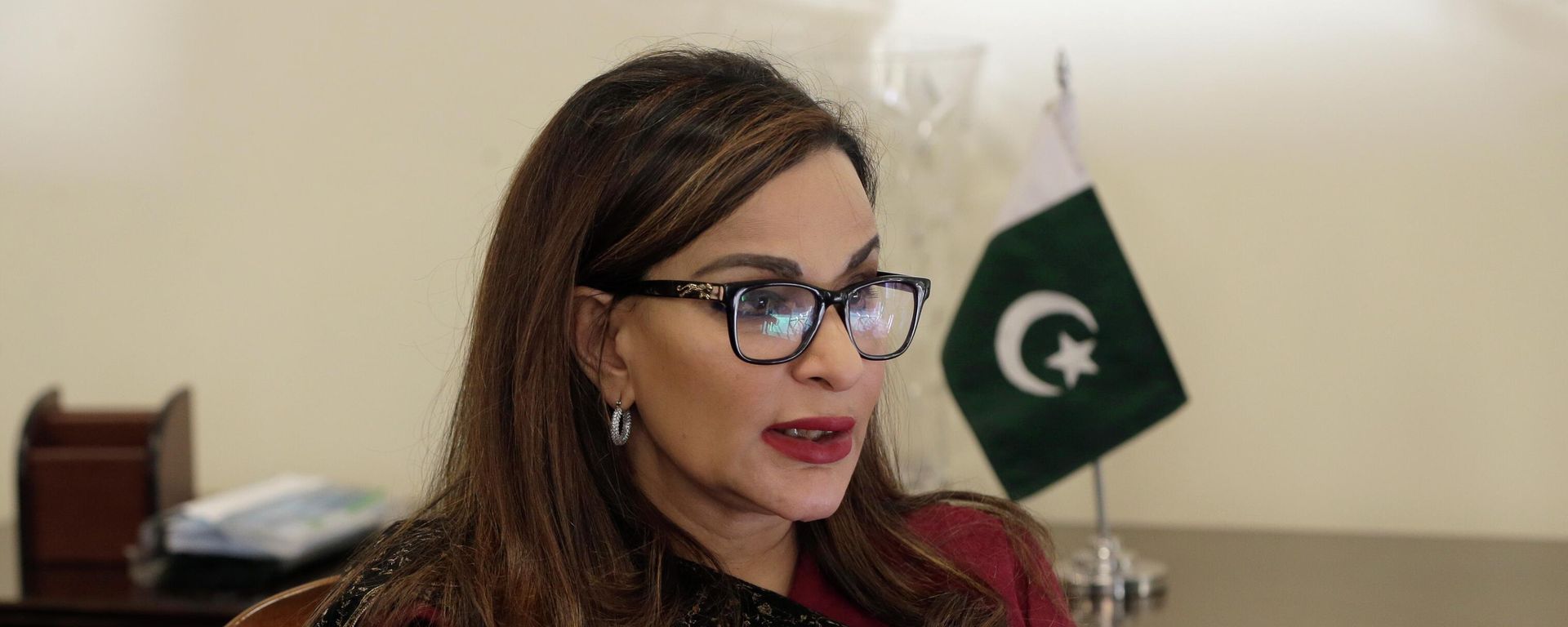 Pakistani Minister of Climate Change, Sherry Rehman speaks during an interview with The Associated Press in Islamabad, Pakistan, Monday, Aug. 29, 2022. Pakistani Minister of Climate Change, Sherry Rehman speaks during an interview with The Associated Press in Islamabad, Pakistan, Monday, Aug. 29, 2022. - Sputnik International, 1920, 08.09.2022