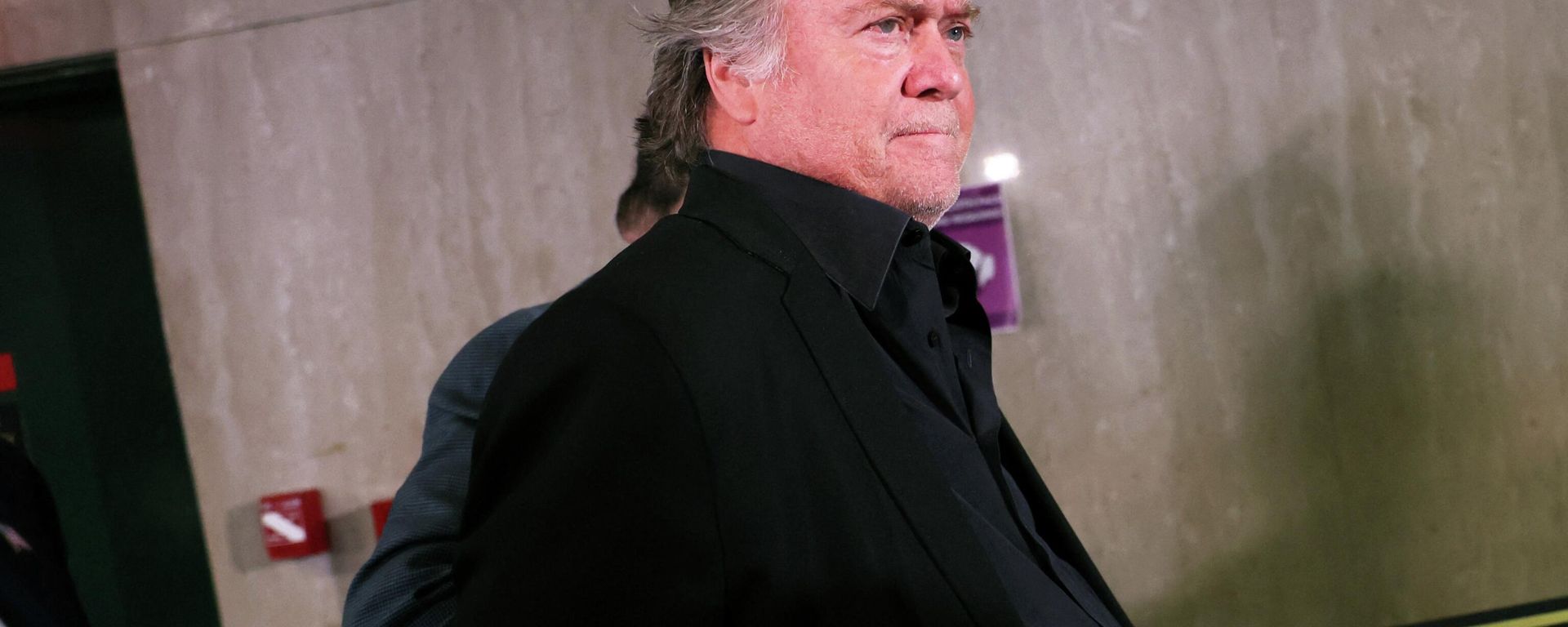 Steve Bannon, former advisor to former President Donald Trump arrives for his arrangement at NYS Supreme Court on September 08, 2022 in New York City - Sputnik International, 1920, 10.09.2022