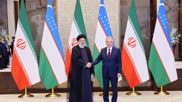 Iranian President Ibrahim Raisi visits Uzbekistan to meet with President Shavkat Mirziyoyev - Sputnik International