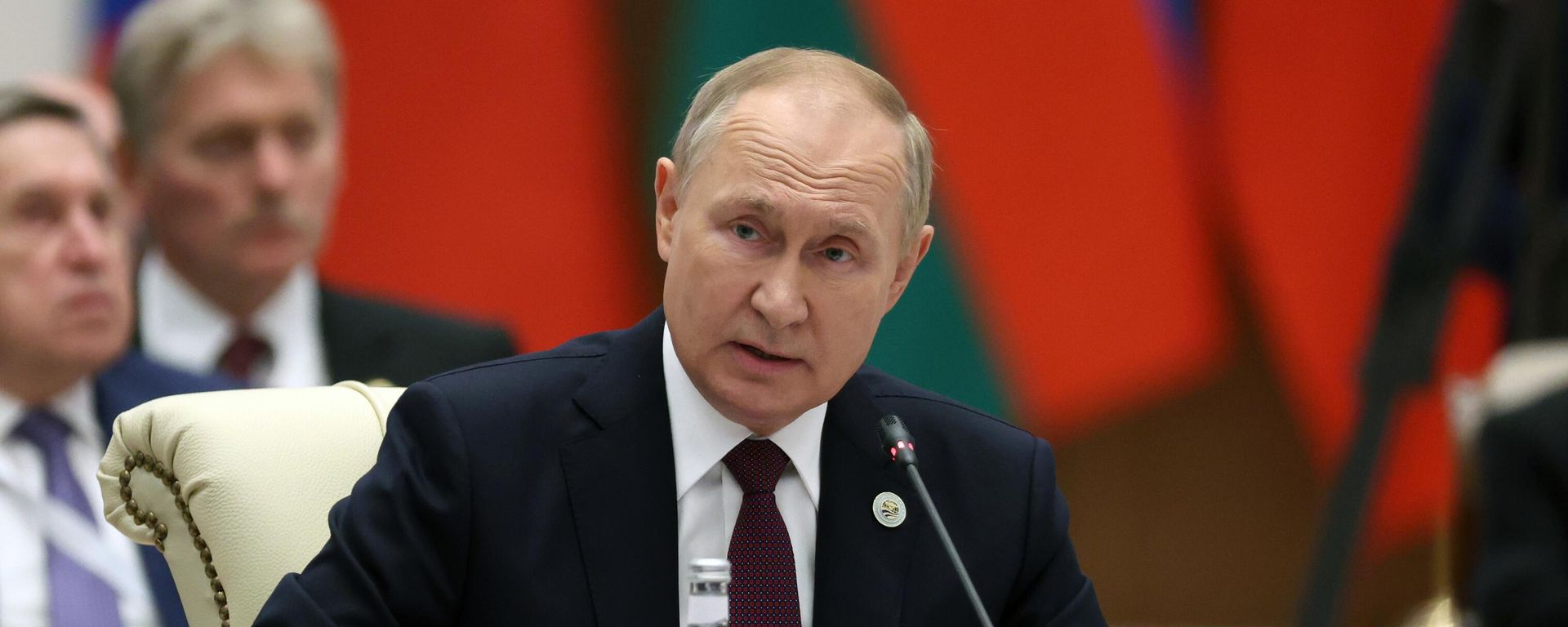 Russian President Vladimir Putin attends the meeting in expanded format of the 22nd Shanghai Cooperation Organisation Heads of State Council (SCO-HSC) Summit, in Samarkand, Uzbekistan - Sputnik International, 1920, 16.09.2022