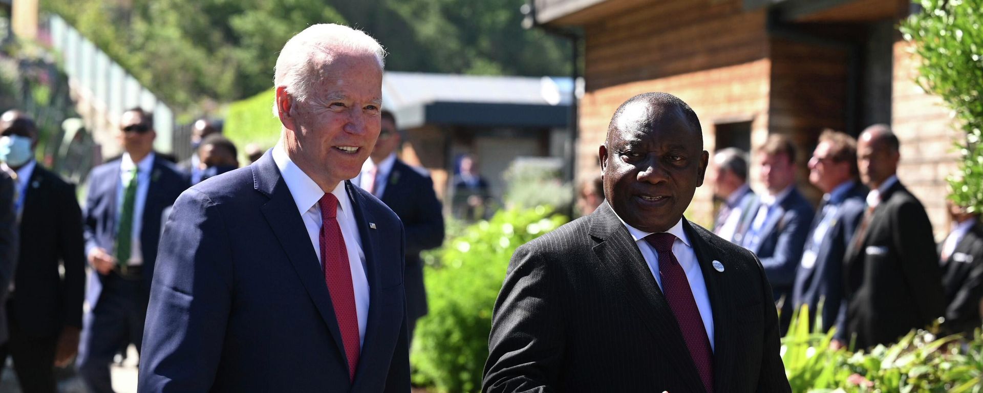 President Joe Biden with South Africa President Cyril Ramaphosa during the G7 summit in Cornwall, England, Saturday June 12, 2021 President Joe Biden with South Africa President Cyril Ramaphosa during the G7 summit in Cornwall, England, Saturday June 12, 2021 - Sputnik International, 1920, 16.09.2022