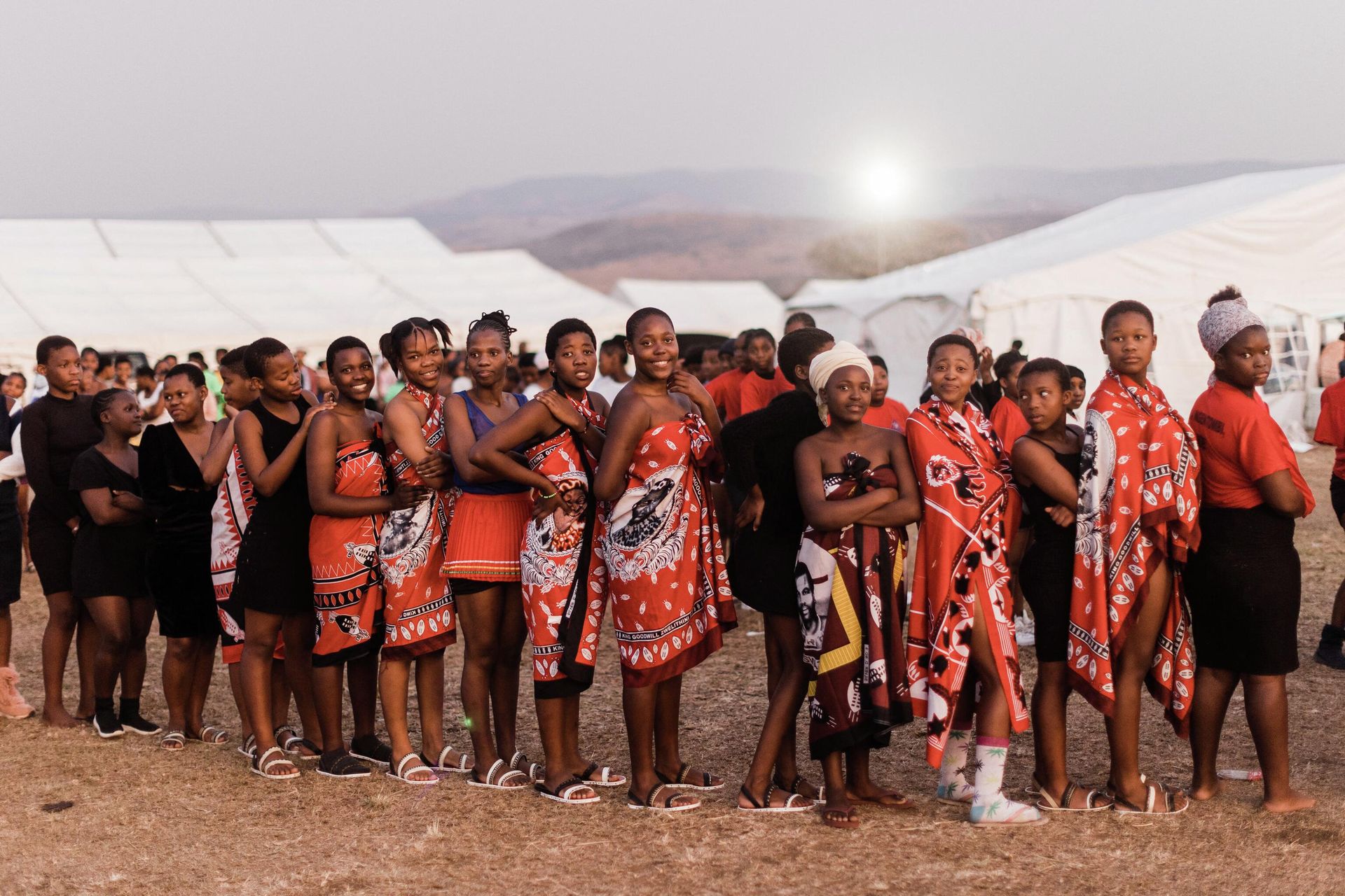 Zulu maidens gather during the annual Umkhosi Womhlanga (reed dance) at the Enyokeni Royal Palace in Nongoma on September 17, 2022. - Every September, tens of thousands of women, known locally as maidens, descend on the royal palace in the southeast KwaZulu-Natal province, to present a tall reed to the new king Misuzulu, as a traditional rite of womanhood. (Photo by RAJESH JANTILAL / AFP) Zulu maidens gather during the annual Umkhosi Womhlanga (reed dance) at the Enyokeni Royal Palace in Nongoma on September 17, 2022. - Every September, tens of thousands of women, known locally as maidens, descend on the royal palace in the southeast KwaZulu-Natal province, to present a tall reed to the new king Misuzulu, as a traditional rite of womanhood. (Photo by RAJESH JANTILAL / AFP) - Sputnik International, 1920, 18.09.2022