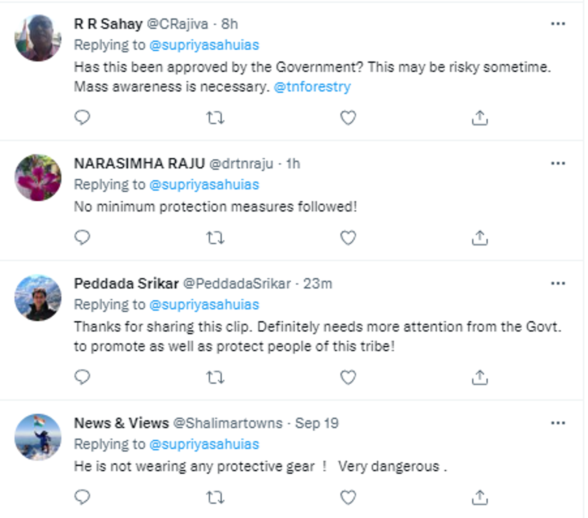 Netizens react to the viral video of Irula Tribe member from India extracting snake venom - Sputnik International, 1920, 20.09.2022