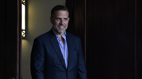 US President Joe Biden's son Hunter Biden exits Holy Spirit Catholic Church after attending mass with his father (out of frame) in Johns Island, South Carolina on August 13, 2022 - Sputnik International