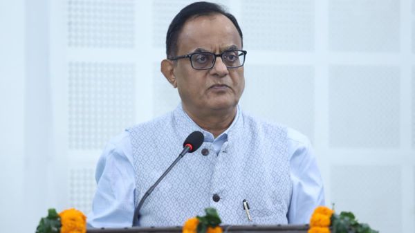 Prof Ajay Kumar Sood, Indian Govt's Principle Scientific Advisor - Sputnik International