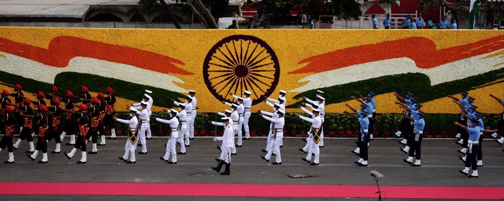Soldiers from the armed forces march during Independence Day celebrations at the historic 17th century Red Fort in New Delhi, India, on Sunay, Aug. 15, 2021. India commemorates its 1947 independence from British colonial rule on Aug. 15. - Sputnik International, 1920, 21.09.2022