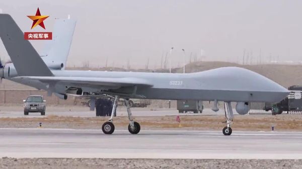 The PLA Air Force unveiled one of its armed reconnaissance drone units based in Northwest China - Sputnik International