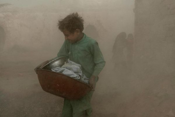 A 9-year-old Afghan child works in a brick factory on the outskirts of Kabul, Afghanistan, Saturday, Aug. 20, 2022.  - Sputnik International