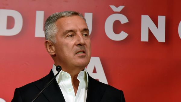 Montenegrin President Milo Djukanovic speaks in his DPS party headquarters in Podgorica, Montenegro, early Monday, Aug. 31, 2020 - Sputnik International