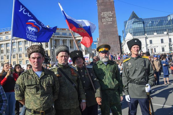 Cossacks take part in a rally in Vladivostok in support of the residents of the liberated territories in Donbass and Ukraine. The People's Republics of Donetsk and Lugansk, and the Zaporozhye and Kherson regions are holding referendums on joining Russia on September 23-27. - Sputnik International