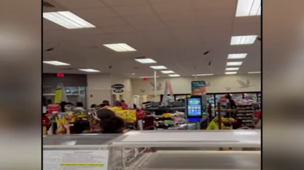 Pack of teens ransack a Philadelphia Wawa - Sputnik International