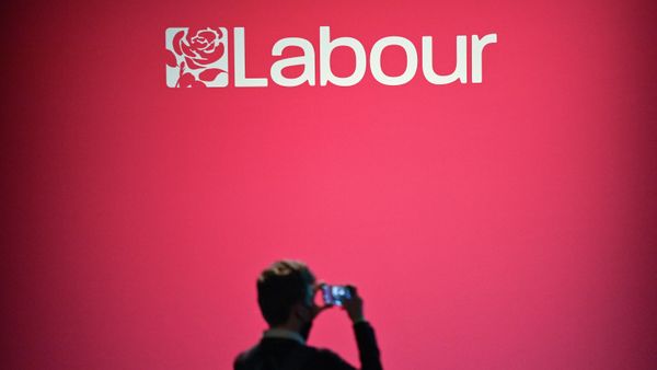 A Labour sign is pictured during the opening day of the annual Labour Party conference in Brighton, on the south coast of England on September 25, 2021. A Labour sign is pictured during the opening day of the annual Labour Party conference in Brighton, on the south coast of England on September 25, 2021. - Sputnik International