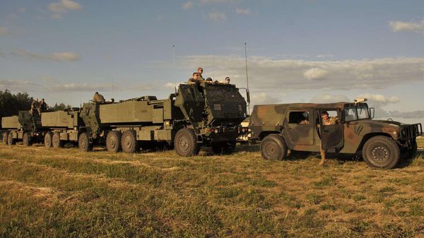 M142 High Mobility Artillery Rocket System (HIMARS) - Sputnik International