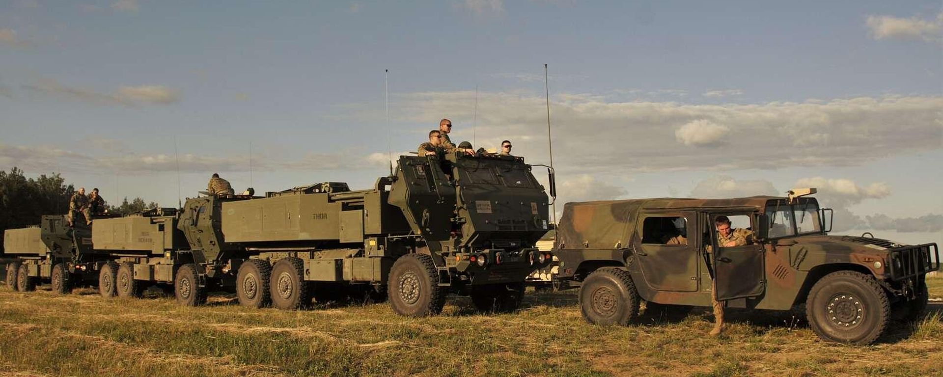 M142 High Mobility Artillery Rocket System (HIMARS) M142 High Mobility Artillery Rocket System (HIMARS) - Sputnik International, 1920, 11.10.2022