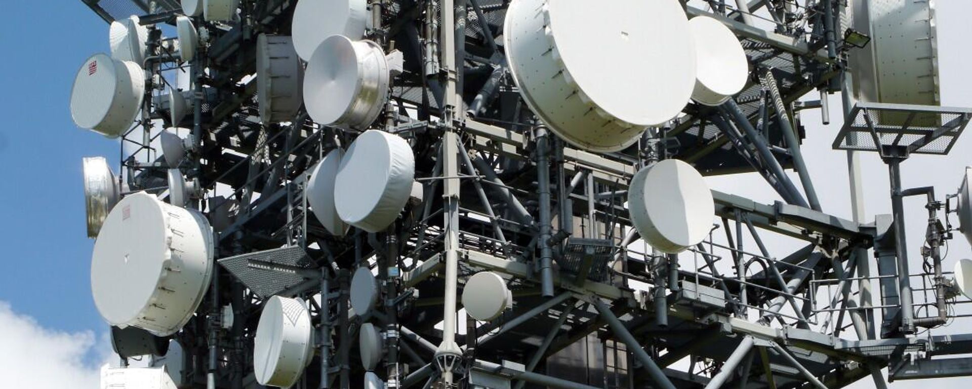  Communication Tower - Sputnik International, 1920, 01.07.2023