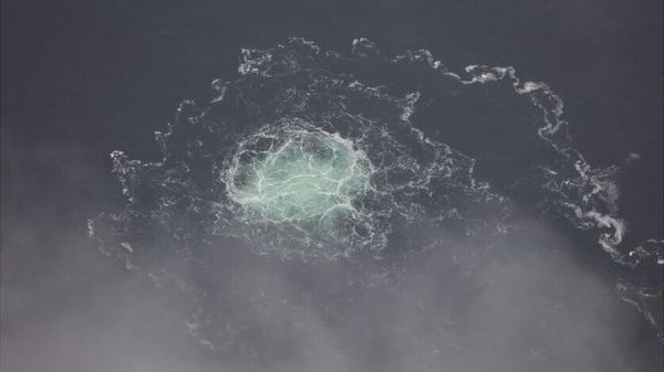 In this picture provided by Swedish Coast Guard, a small release from Nord Stream 2 is seen, Wednesday, Sept. 28, 2022 - Sputnik International