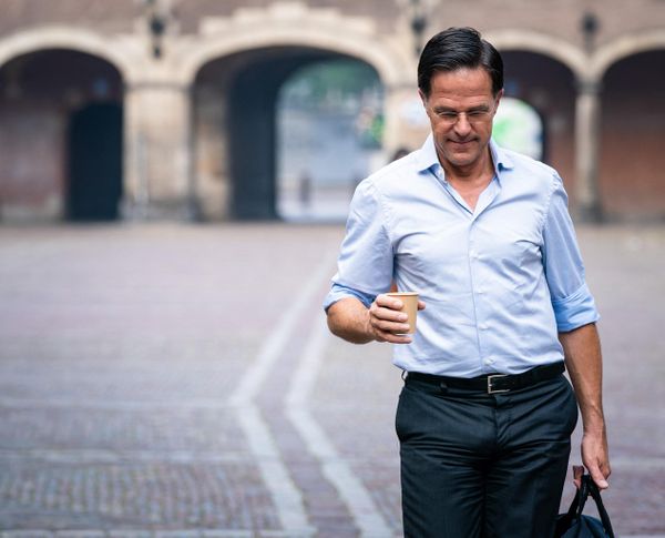Netherlands' Prime Minister Mark Rutte arrives at Binnenhof for the weekly Council of Ministers, in The Hague, on 17 September 2021.  - Sputnik International