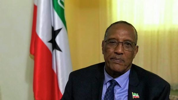 In this Tuesday, April, 3, 2018 photo, Muse Bihi Abdi, the President of Somaliland speaks to The Associated Press in Hergeisa, Somaliland, Somalia. The breakaway northern region of Somaliland declared its independence nearly three decades ago, but despite having its own currency, parliament and military the predominantly Muslim country hasn’t been recognized by any foreign government. Abdi is hoping to change that by aligning his country’s interests with energy-rich Gulf Arab states eager to expand their military footprint in the Horn of Africa. (AP Photo/Malak Harb) - Sputnik International