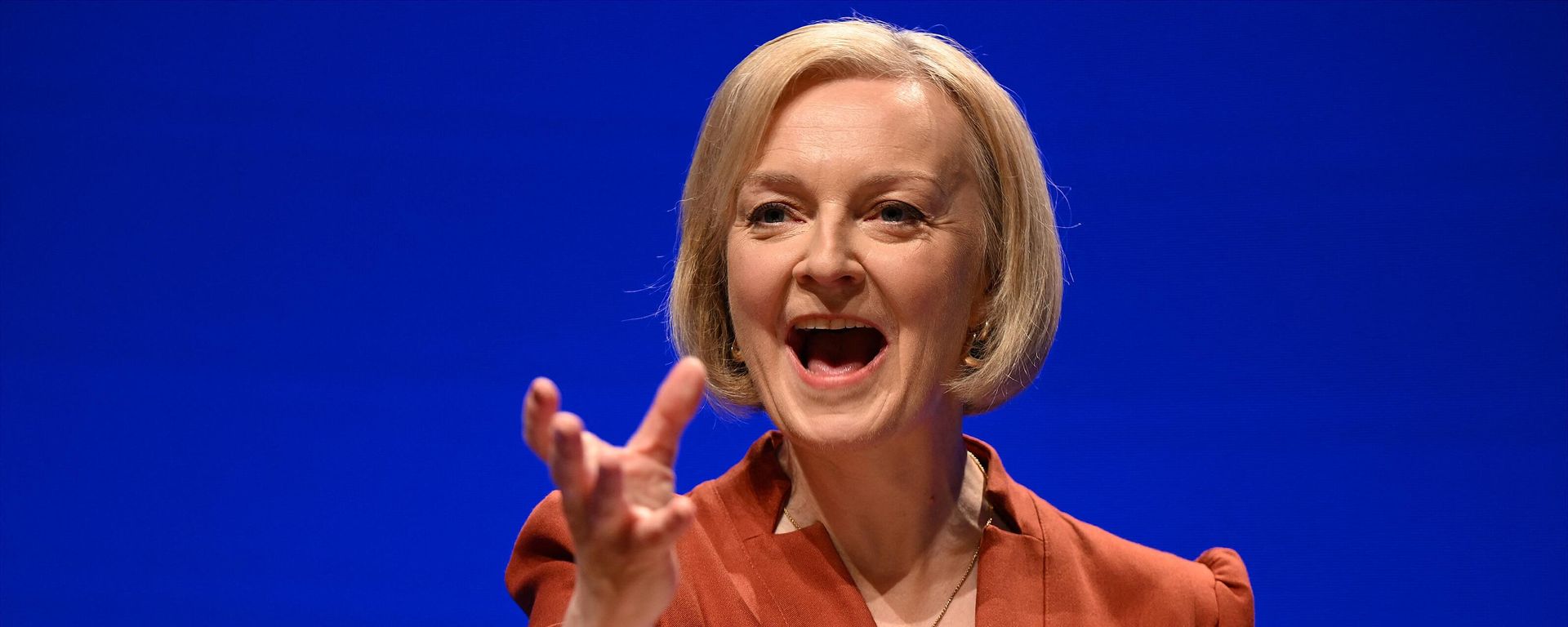Britain's Prime Minister Liz Truss delivers her keynote address on the final day of the annual Conservative Party Conference in Birmingham, central England, on October 5, 2022. Britain's Prime Minister Liz Truss delivers her keynote address on the final day of the annual Conservative Party Conference in Birmingham, central England, on October 5, 2022. - Sputnik International, 1920, 16.10.2022