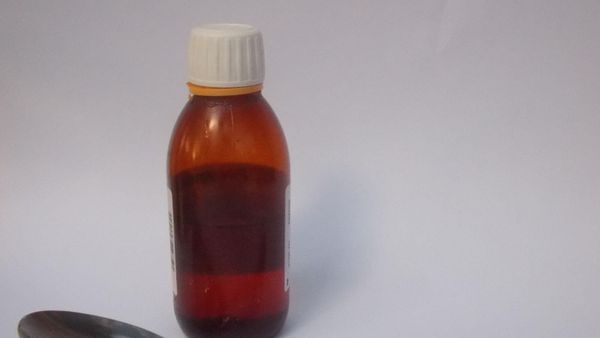 Cough syrup with tablespoon. - Sputnik International